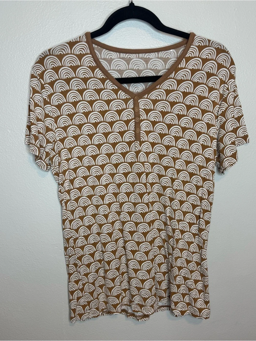 Little Sleepies Rust Rainbows Women's Short Sleeve Pajama Top Brown